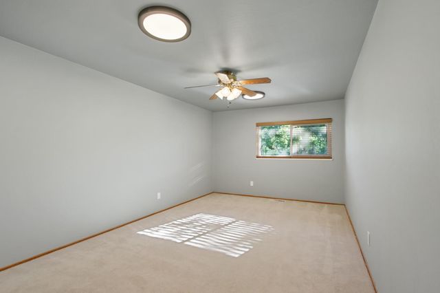 618 Elmwood Dr, Davis, CA 95616