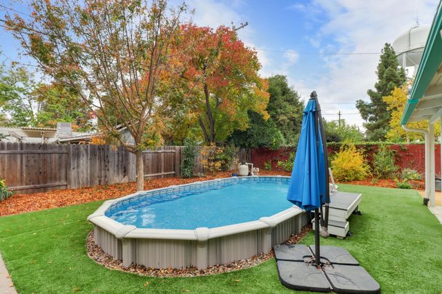 618 Elmwood Dr, Davis, CA 95616