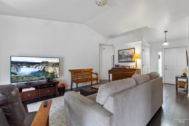 959 Cypress Way, Twin Falls, ID 83301