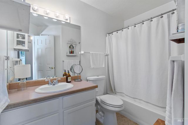 959 Cypress Way, Twin Falls, ID 83301