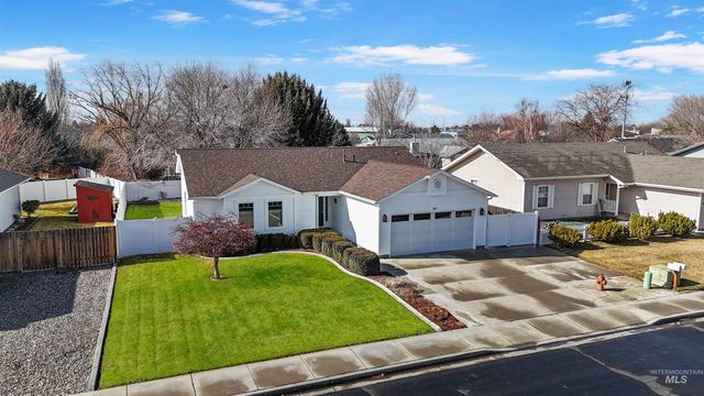 959 Cypress Way, Twin Falls, ID 83301