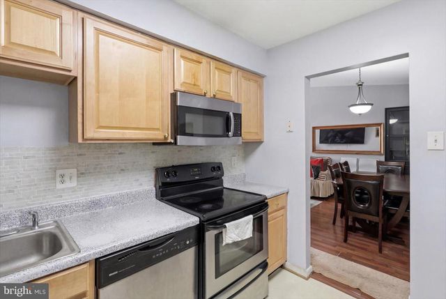 8363 CANNING TER, Greenbelt, MD 20770