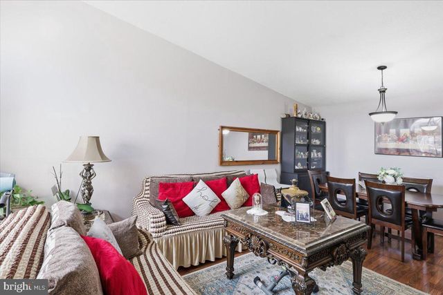 8363 CANNING TER, Greenbelt, MD 20770