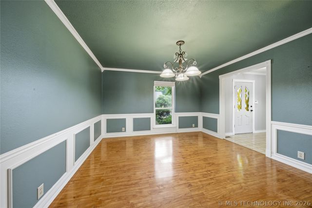 5833 S Louisville Avenue, Tulsa, OK 74135