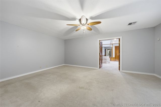 5833 S Louisville Avenue, Tulsa, OK 74135