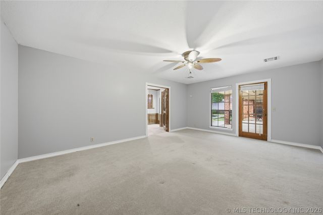 5833 S Louisville Avenue, Tulsa, OK 74135