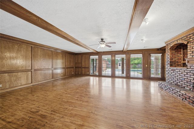 5833 S Louisville Avenue, Tulsa, OK 74135