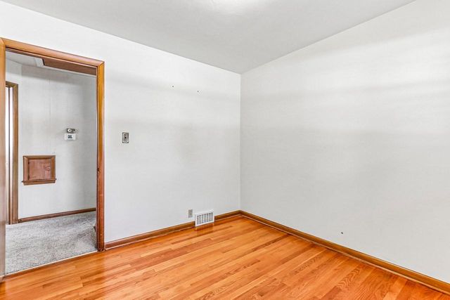 8516 N 54th STREET, Brown Deer, WI 53223