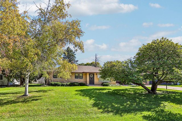 8516 N 54th STREET, Brown Deer, WI 53223