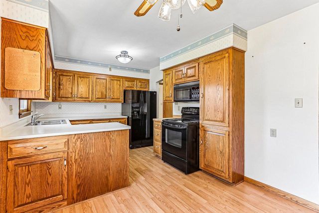 8516 N 54th STREET, Brown Deer, WI 53223