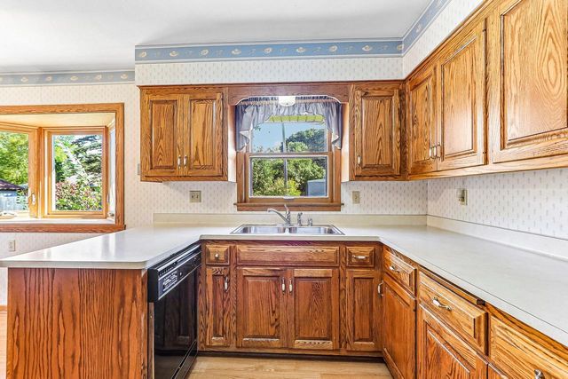 8516 N 54th STREET, Brown Deer, WI 53223