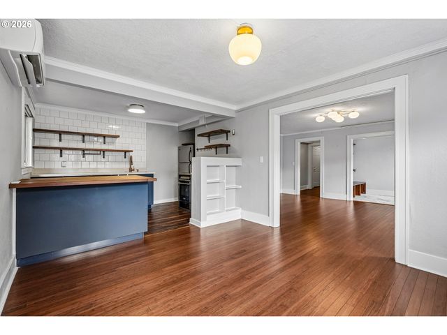 1529 Se HAWTHORNE Blvd 1, Portland, OR 97214