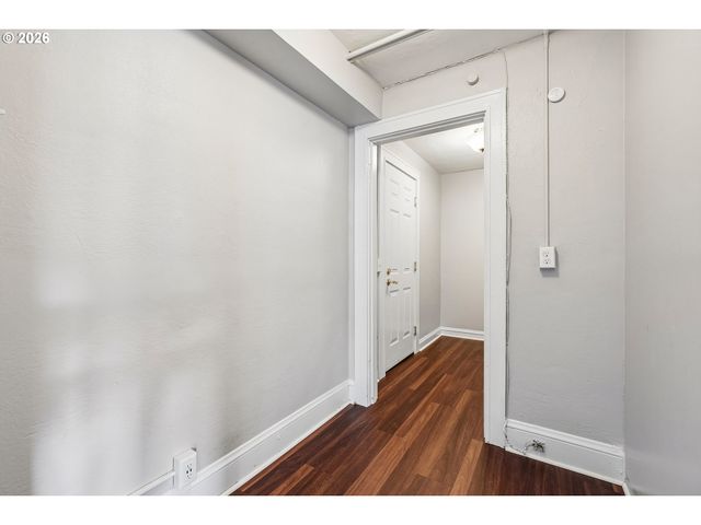 1529 Se HAWTHORNE Blvd 1, Portland, OR 97214