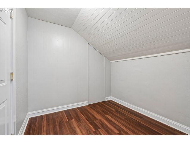 1529 Se HAWTHORNE Blvd 1, Portland, OR 97214