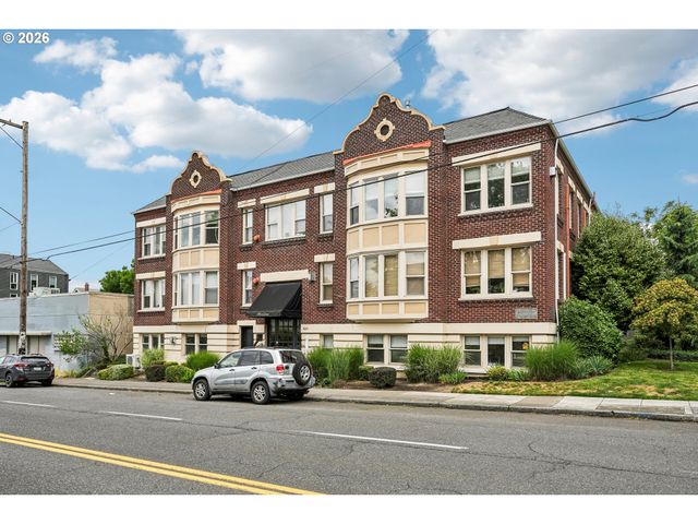 1529 Se HAWTHORNE Blvd 1, Portland, OR 97214