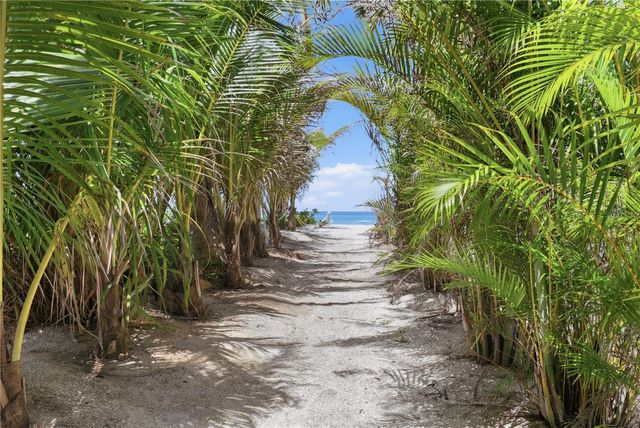7505 MANASOTA KEY RD, Englewood, FL 34223