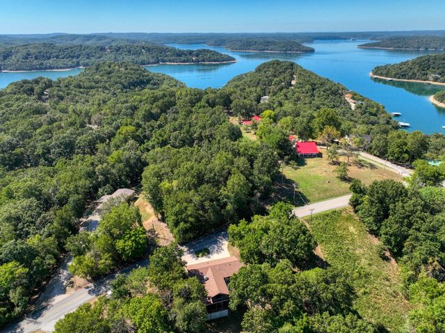 2466 Mundell, Eureka Springs, AR 72631