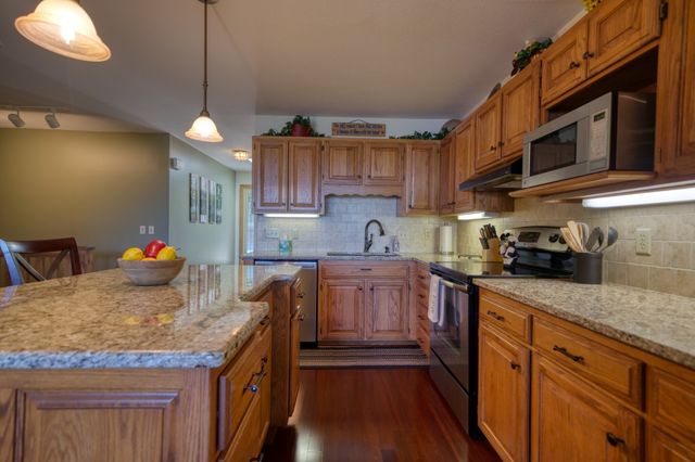 2466 Mundell, Eureka Springs, AR 72631