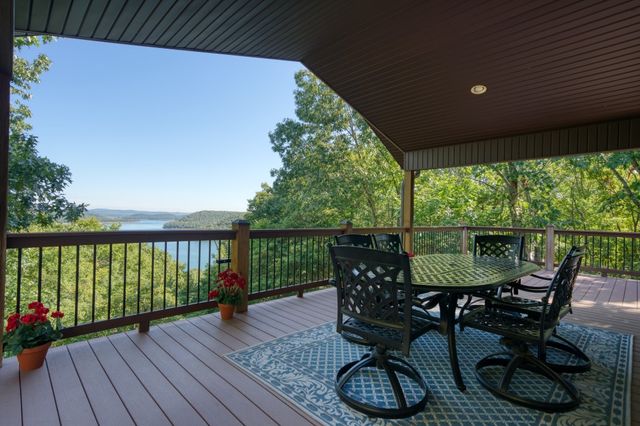 2466 Mundell, Eureka Springs, AR 72631