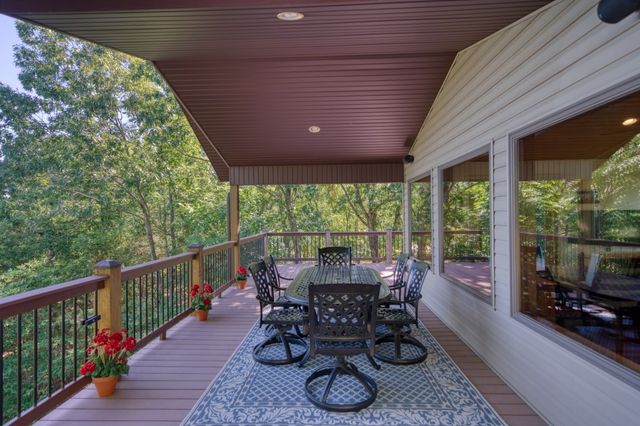 2466 Mundell, Eureka Springs, AR 72631