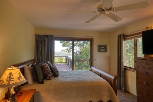 2466 Mundell, Eureka Springs, AR 72631