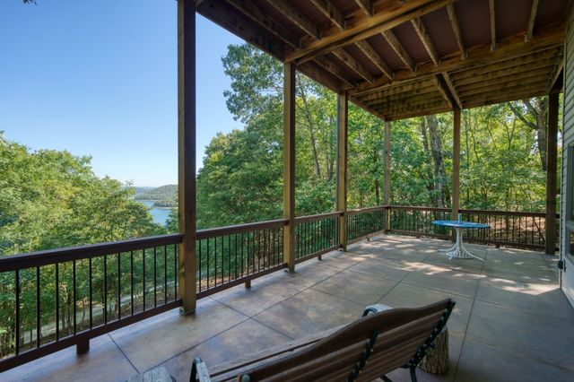 2466 Mundell, Eureka Springs, AR 72631