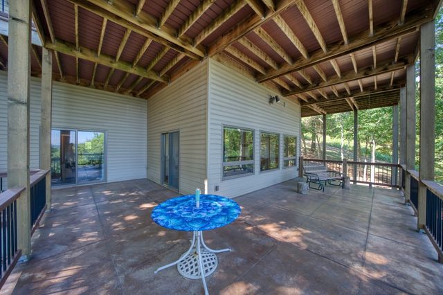 2466 Mundell, Eureka Springs, AR 72631