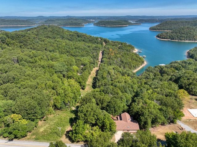 2466 Mundell, Eureka Springs, AR 72631