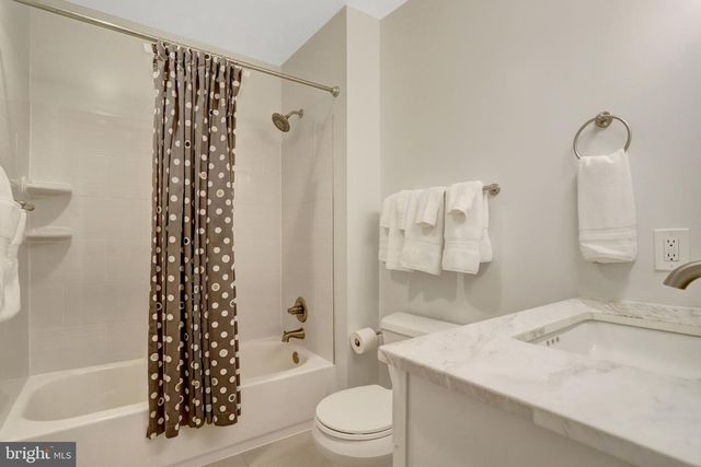 402 SECOND ST, Alexandria, VA 22314