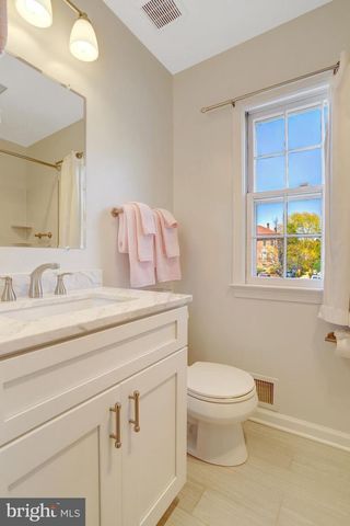 402 SECOND ST, Alexandria, VA 22314
