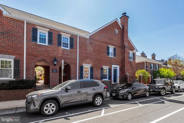 402 SECOND ST, Alexandria, VA 22314