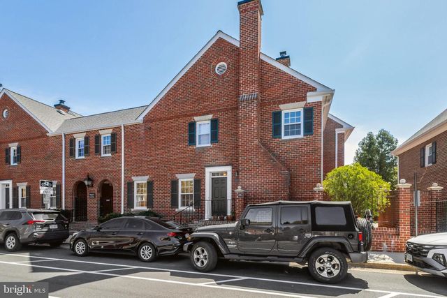 402 SECOND ST, Alexandria, VA 22314
