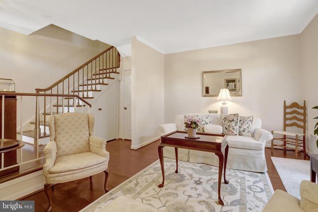 402 SECOND ST, Alexandria, VA 22314