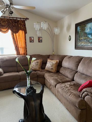 32504 Millstone Circle, Lakemoor, IL 60051