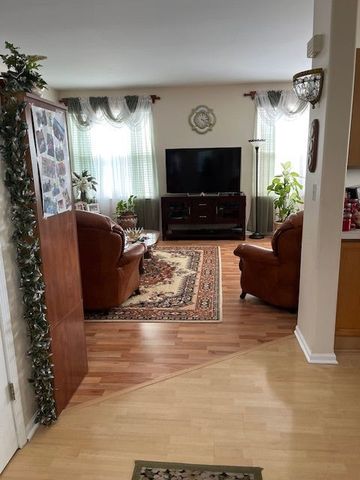 32504 Millstone Circle, Lakemoor, IL 60051