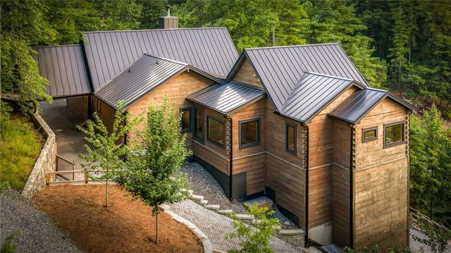 73 Tall Timber Lane, Blue Ridge, GA 30513