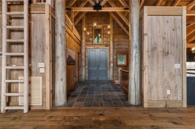 73 Tall Timber Lane, Blue Ridge, GA 30513