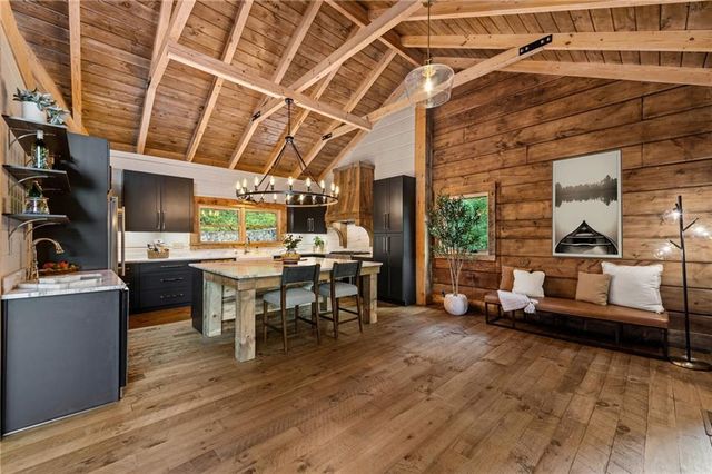 73 Tall Timber Lane, Blue Ridge, GA 30513