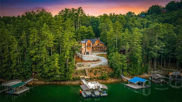 73 Tall Timber Lane, Blue Ridge, GA 30513
