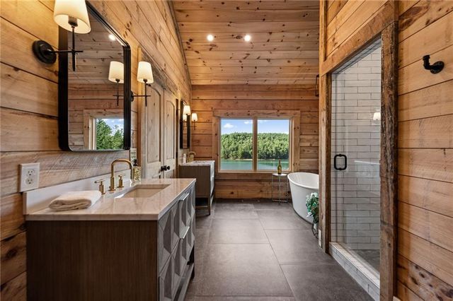 73 Tall Timber Lane, Blue Ridge, GA 30513