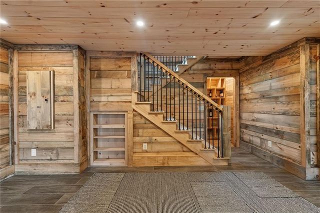 73 Tall Timber Lane, Blue Ridge, GA 30513