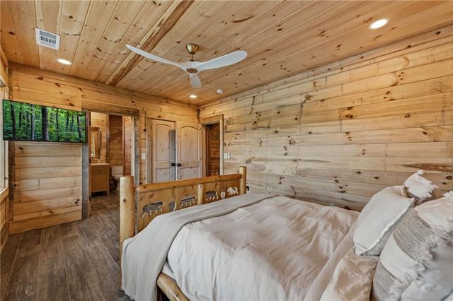 73 Tall Timber Lane, Blue Ridge, GA 30513
