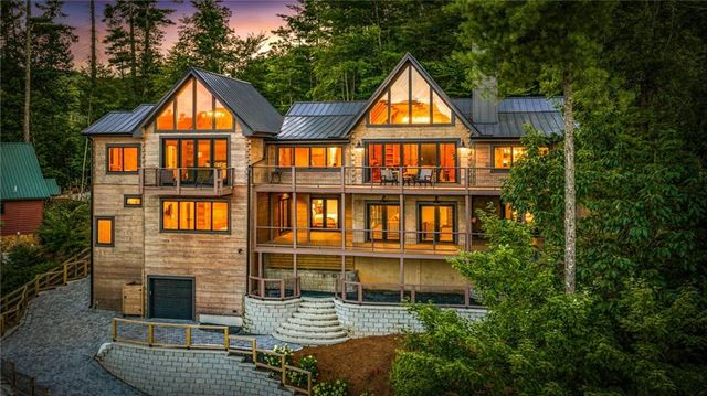 73 Tall Timber Lane, Blue Ridge, GA 30513