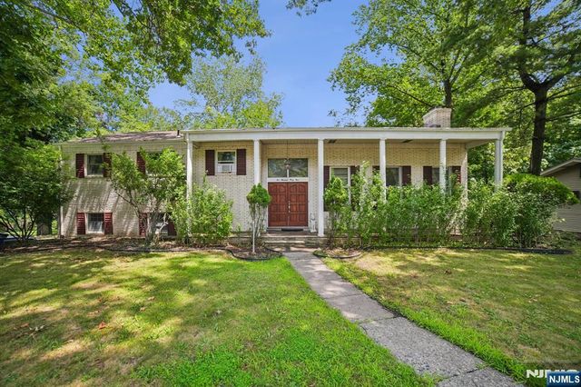 249 Knickerbocker Road, Englewood, NJ 07631