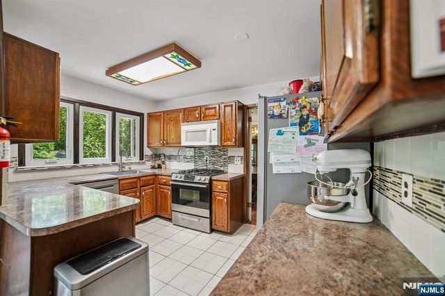 249 Knickerbocker Road, Englewood, NJ 07631