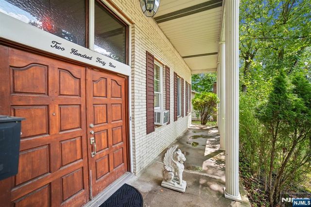 249 Knickerbocker Road, Englewood, NJ 07631