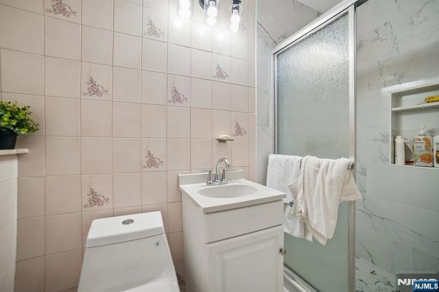 249 Knickerbocker Road, Englewood, NJ 07631