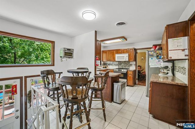 249 Knickerbocker Road, Englewood, NJ 07631