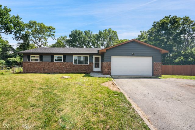 221 Fisher Court, Indianapolis, IN 46241