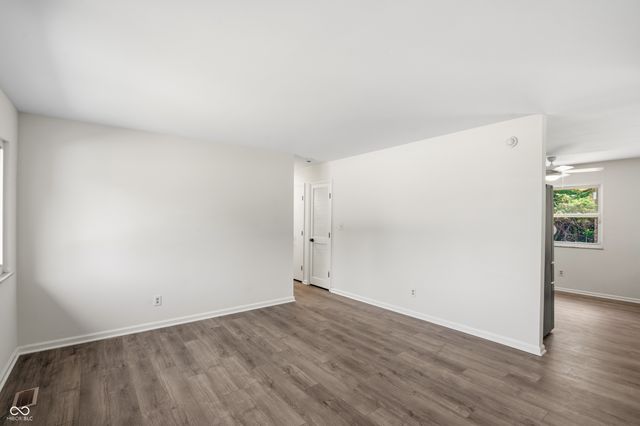 221 Fisher Court, Indianapolis, IN 46241